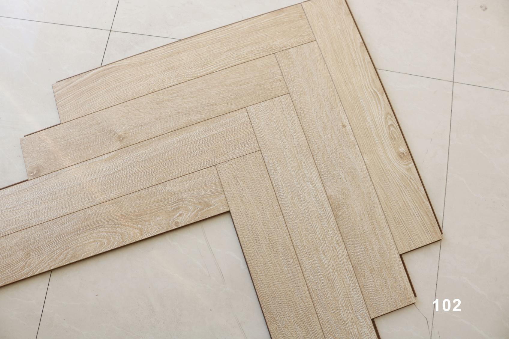 Ламинат WoodStyle Arrow 102 Дуб Леголас 600*100*12