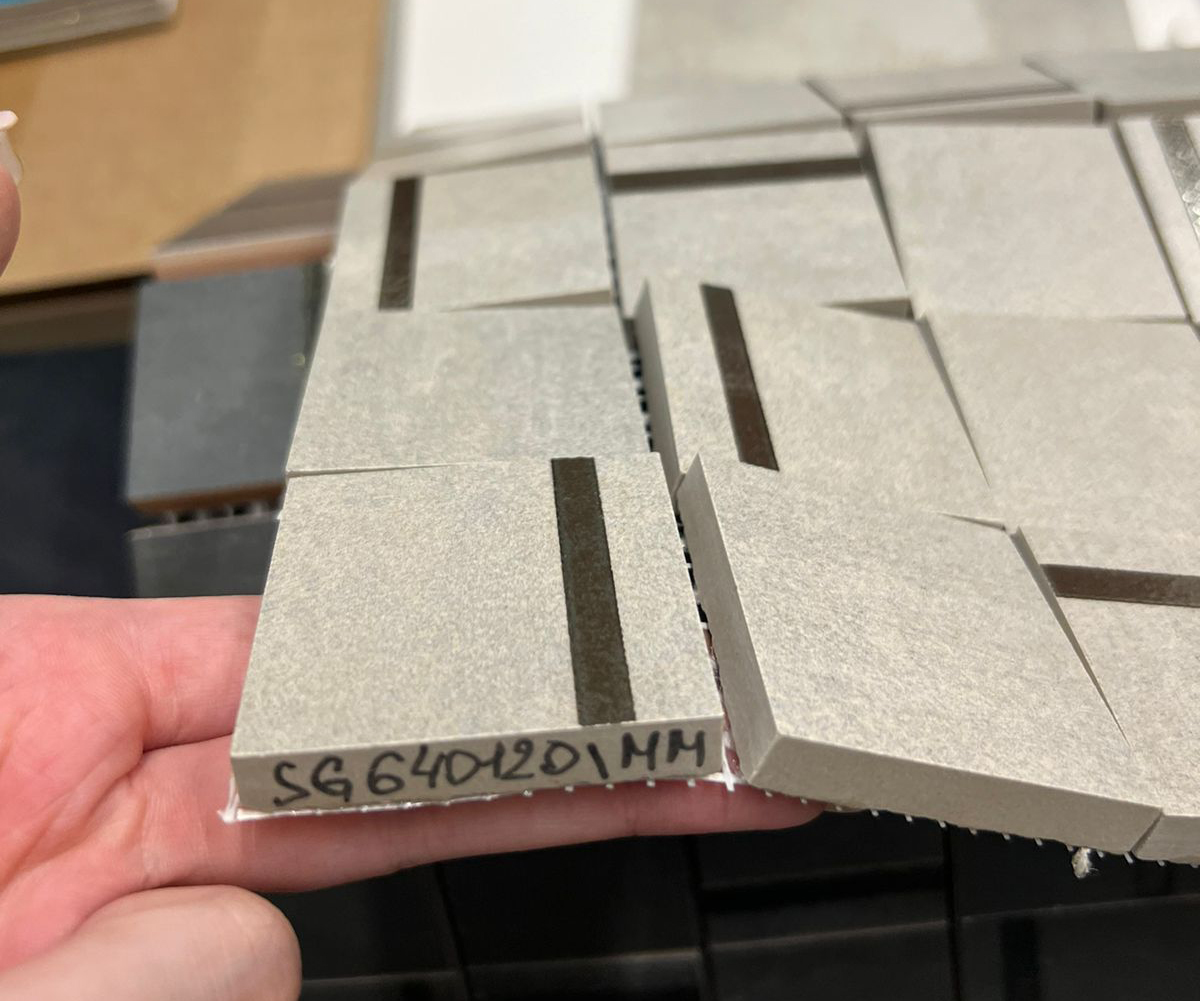 Керамический декор Kerama Marazzi SG640120\MM Гварди 2 мозаичный серый светлый матовый обрезной 30х30