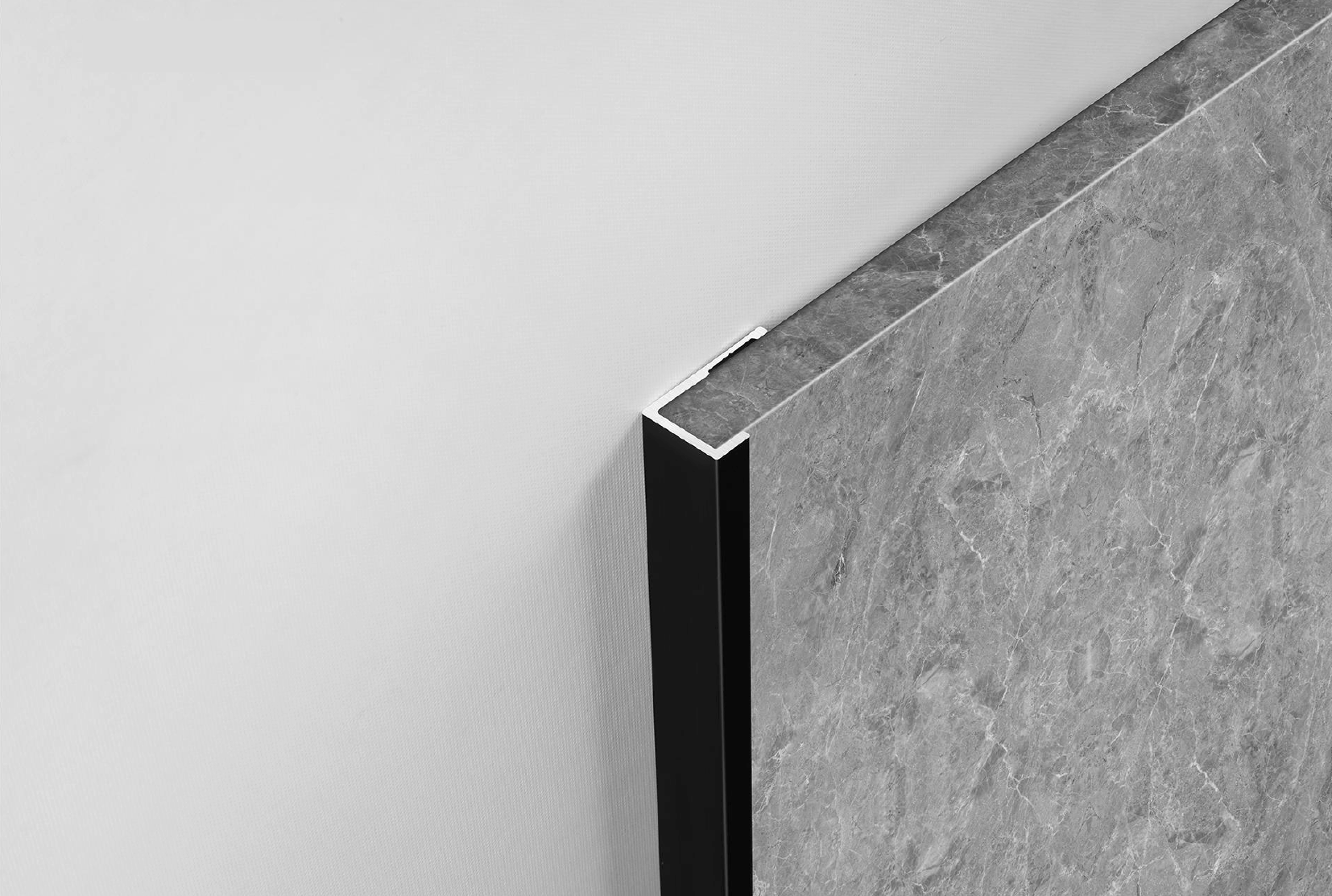 Профиль для бамбуковых панелей Bonaparte Black-802 торцевой