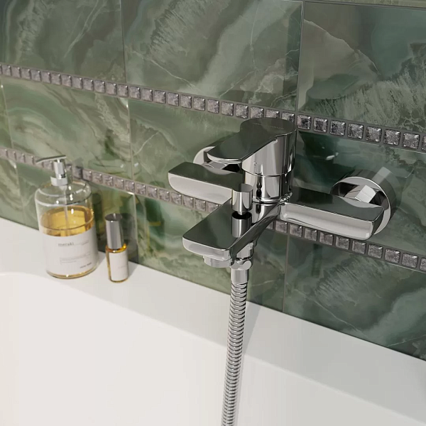 Керамический бордюр Kerama Marazzi карандаш POD001 Бисер прозрачный 20x0,6 в Уфе — купить с доставкой | Nova